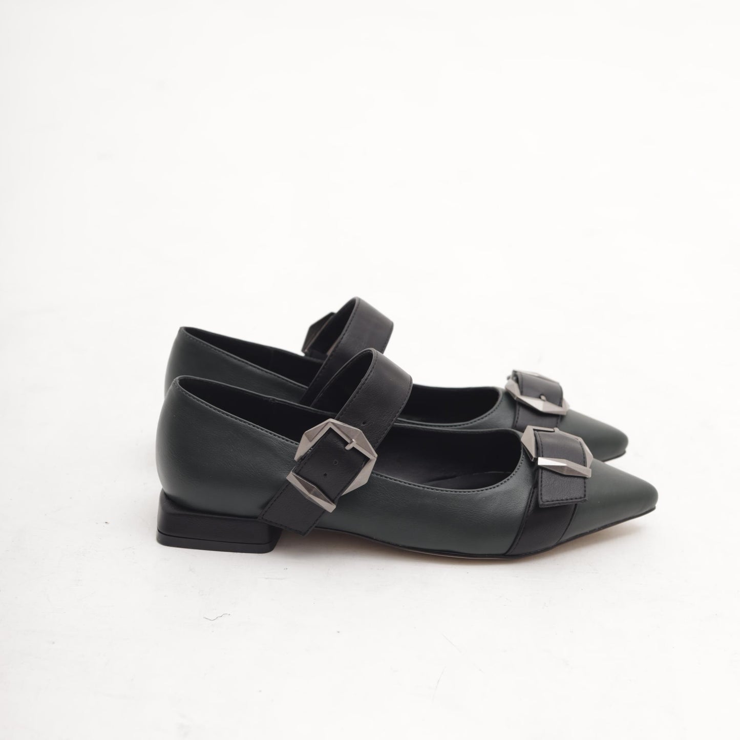 DECOLLETE FLAT FIBBIE VERDE 