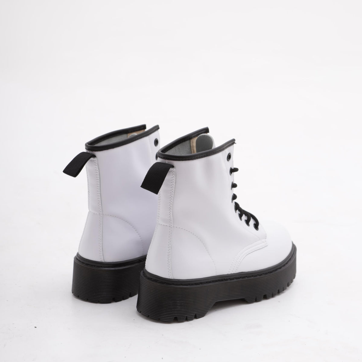 ANFIBIO 8 BUCHI PLATFORM BIANCO 