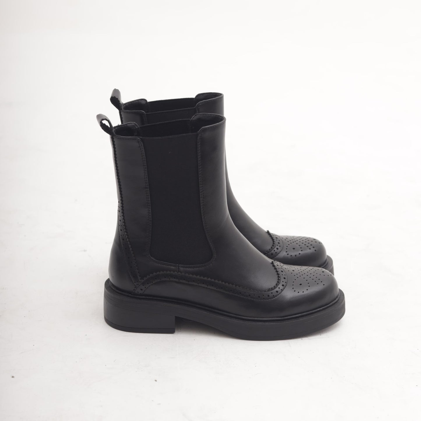 STIVALETTO CHELSEA BROGUE NERO 