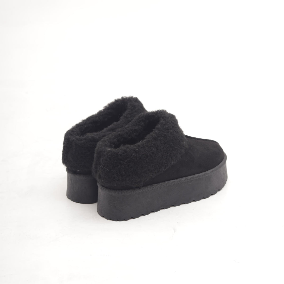 SLIPPER MAMMUT RISVOLTATO NERO 