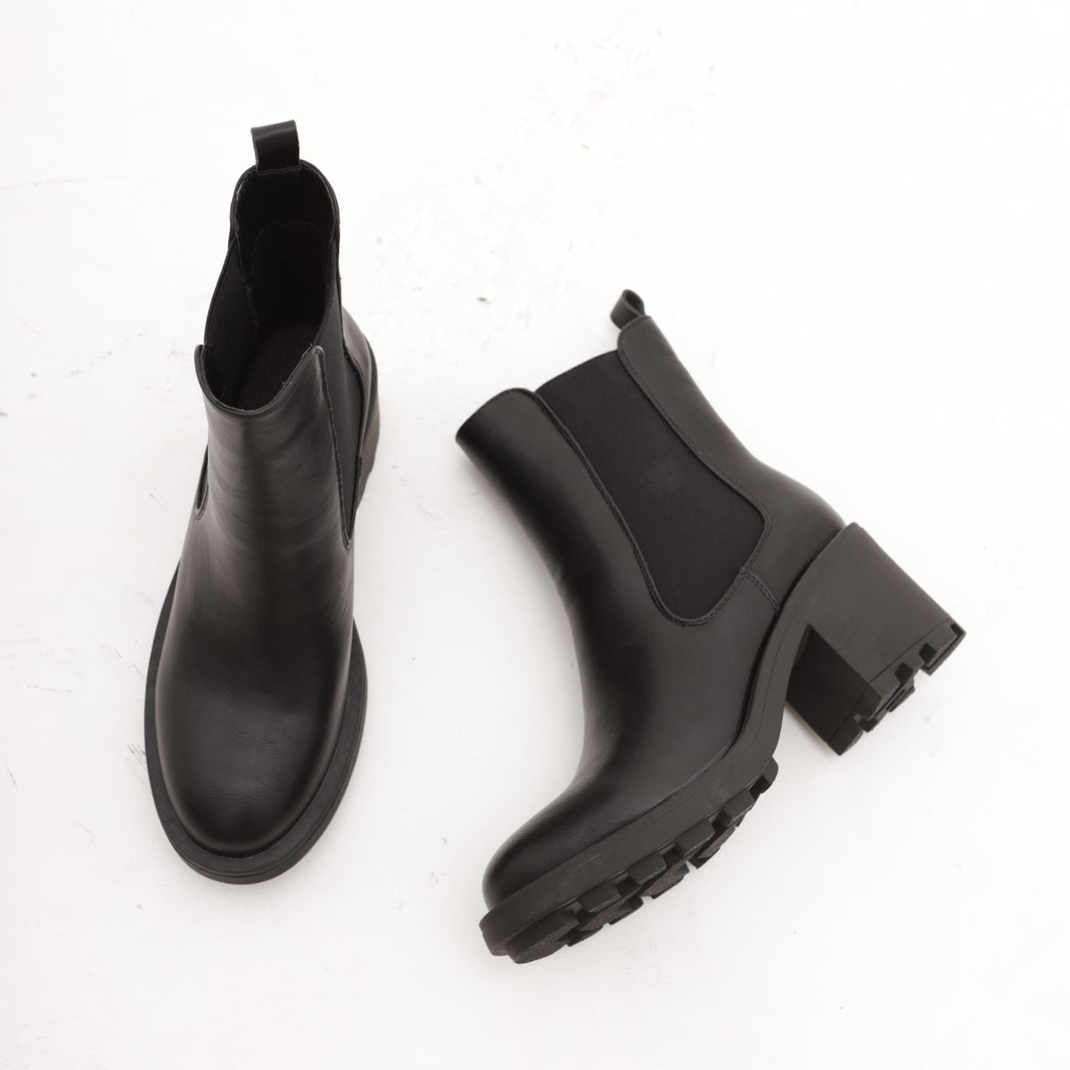 STIVALETTO ELASTICI TACCO NERO 