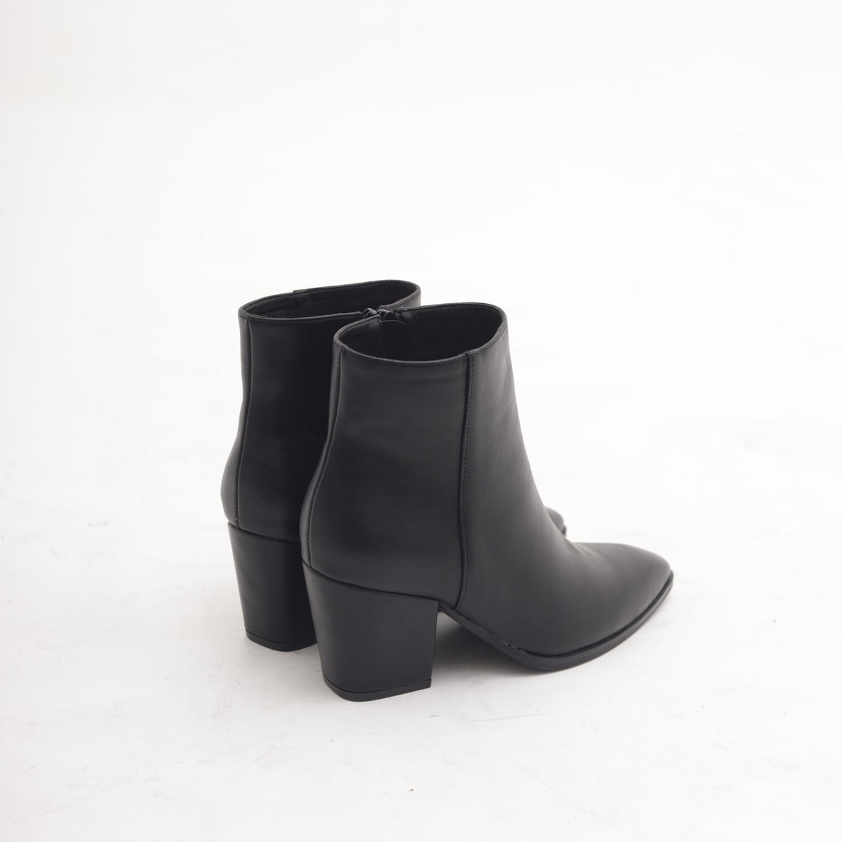 STIVALETTO TACCO LISCIO NERO 