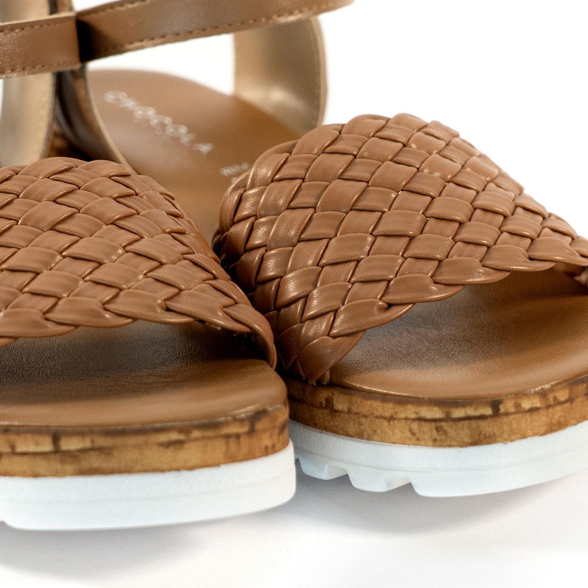 SANDALO INTRECCIATO VERA PELLE CAMEL<BR/> 