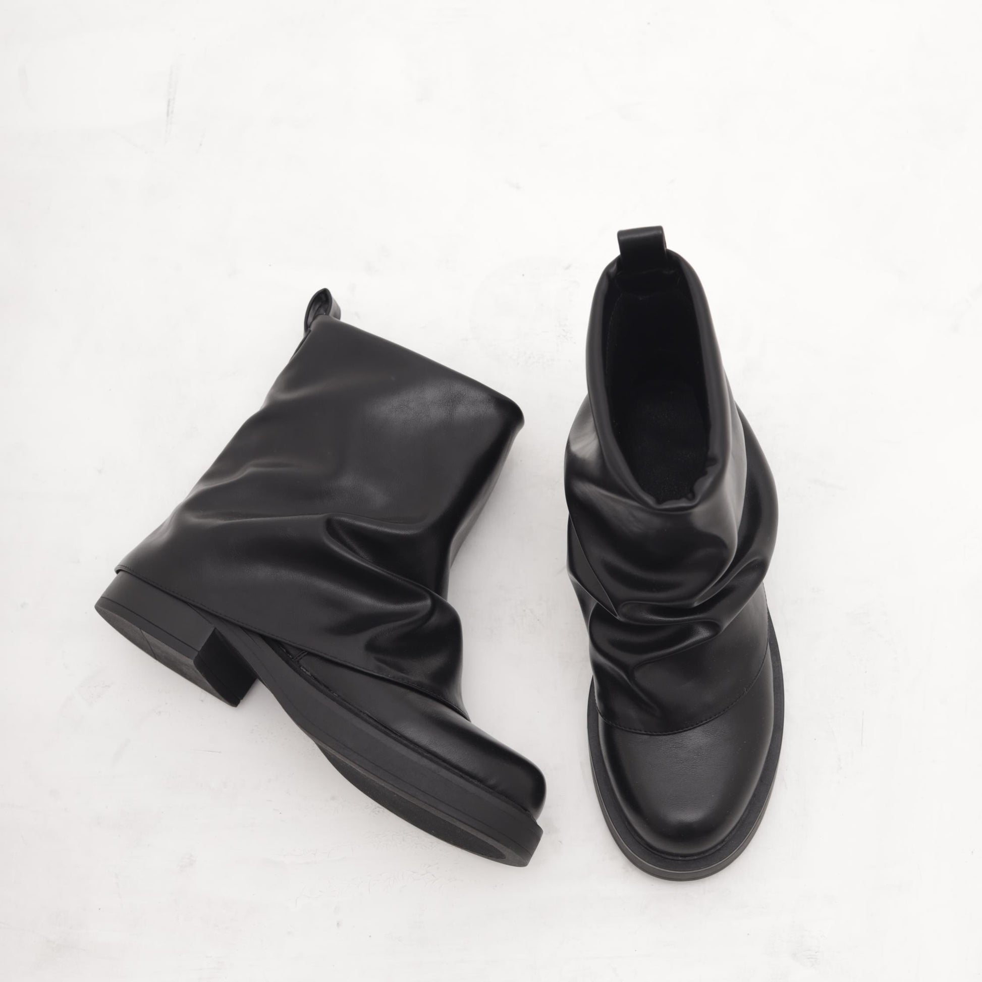 TRONCHETTO BASSO RISVOLTATO NERO MP2744-5PUNE CHOCOLA