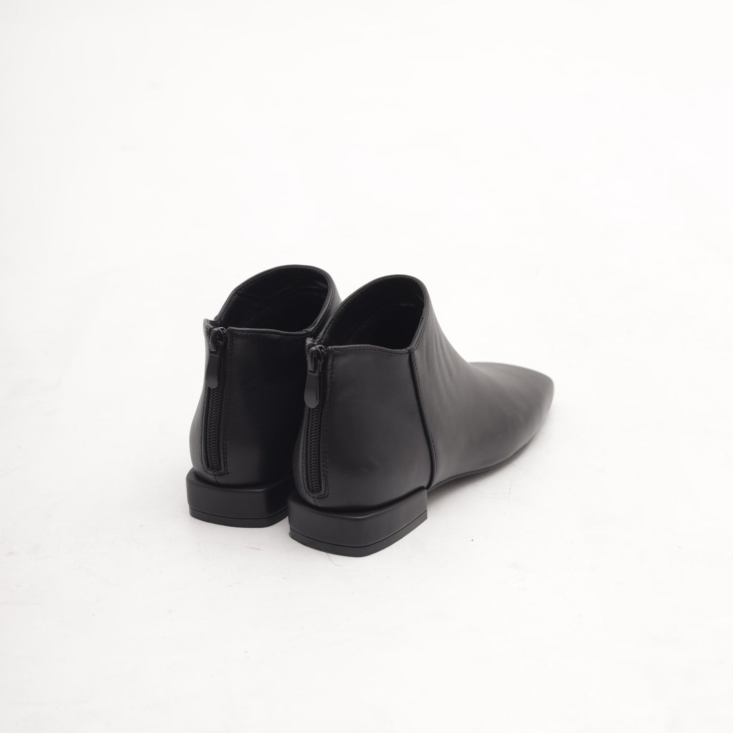 STIVALETTO FLAT QUADRATO NERO 