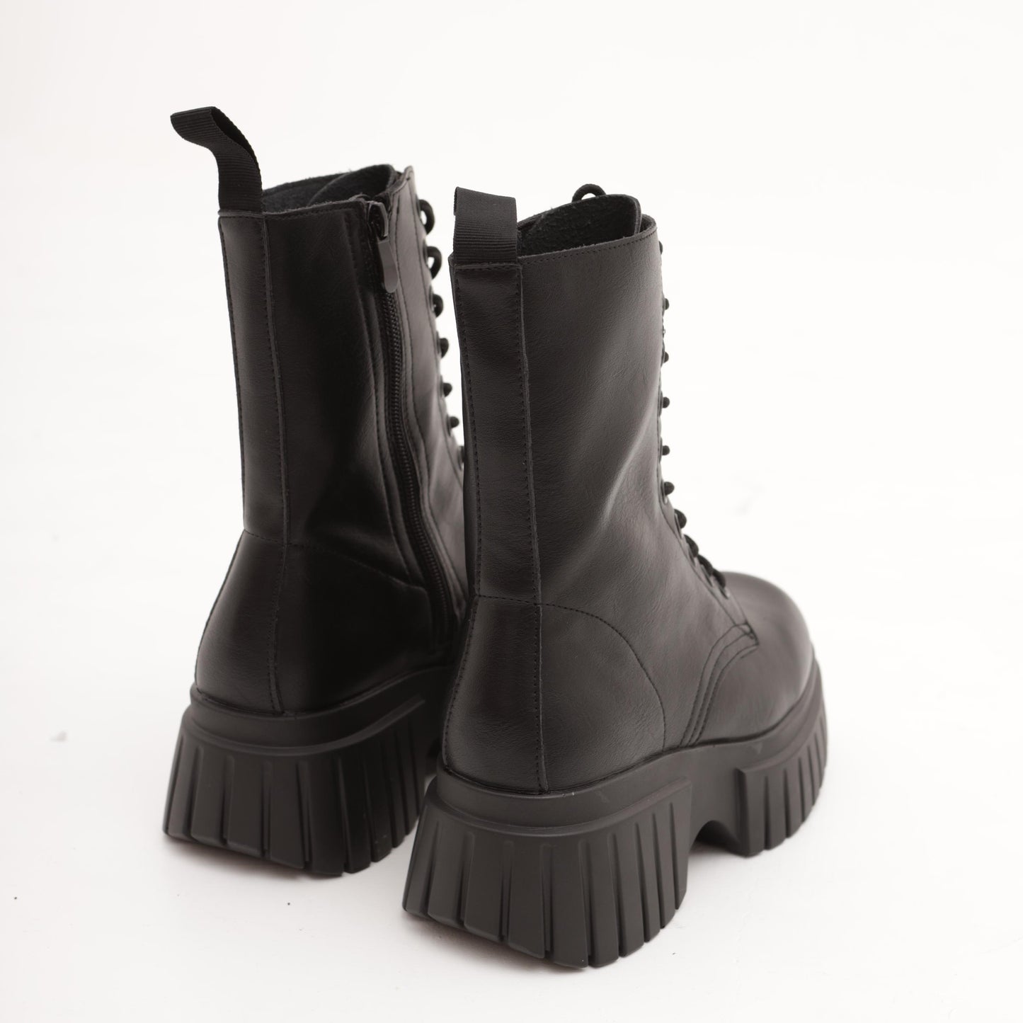 ANFIBIO 10 BUCHI PLATFORM NERO 