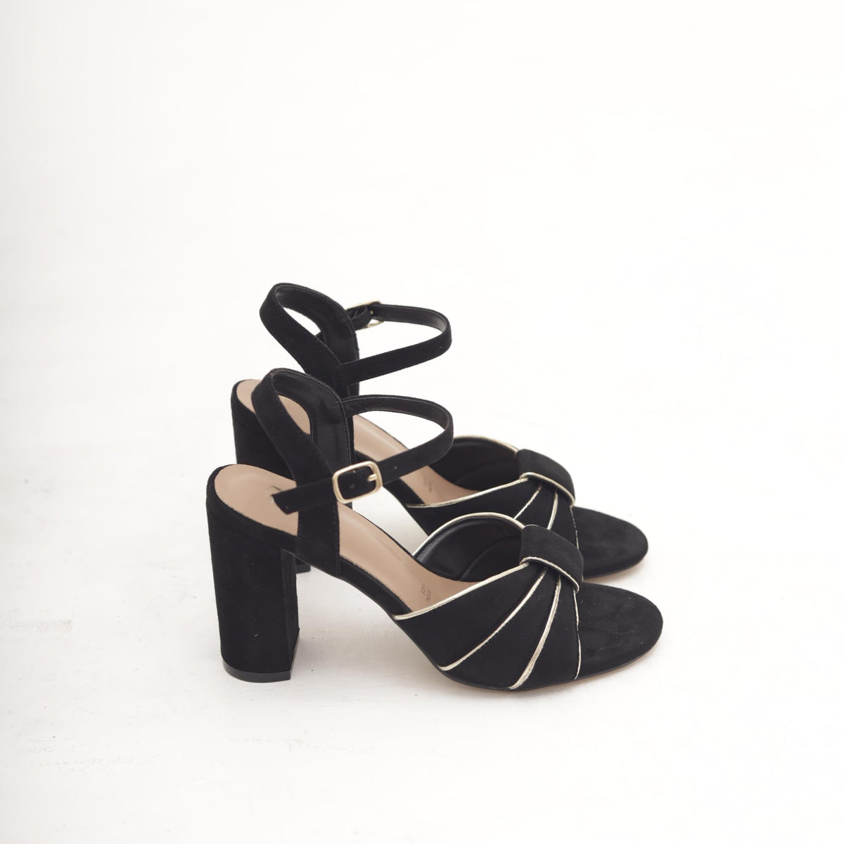 SANDALO NODO GOLD NERO 