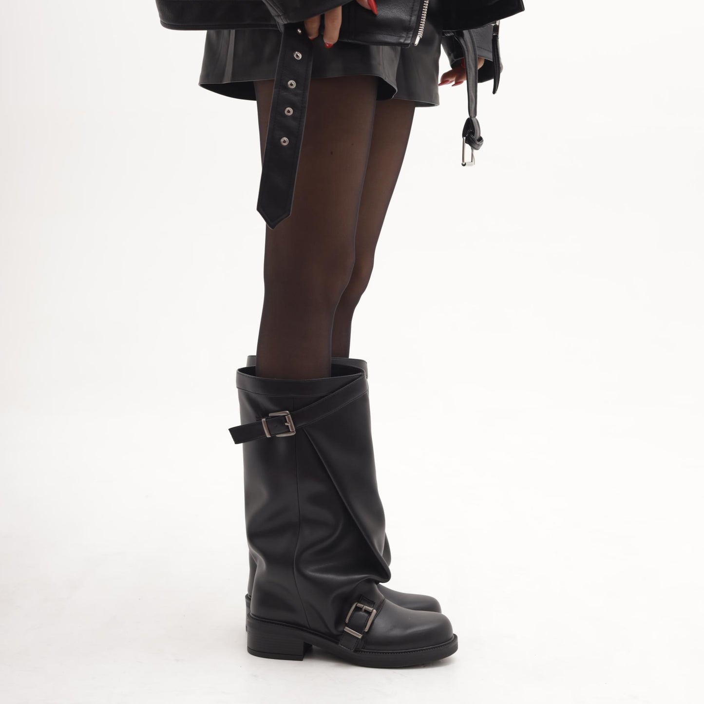 STIVALE OVERSIZE FIBBIE NERO 