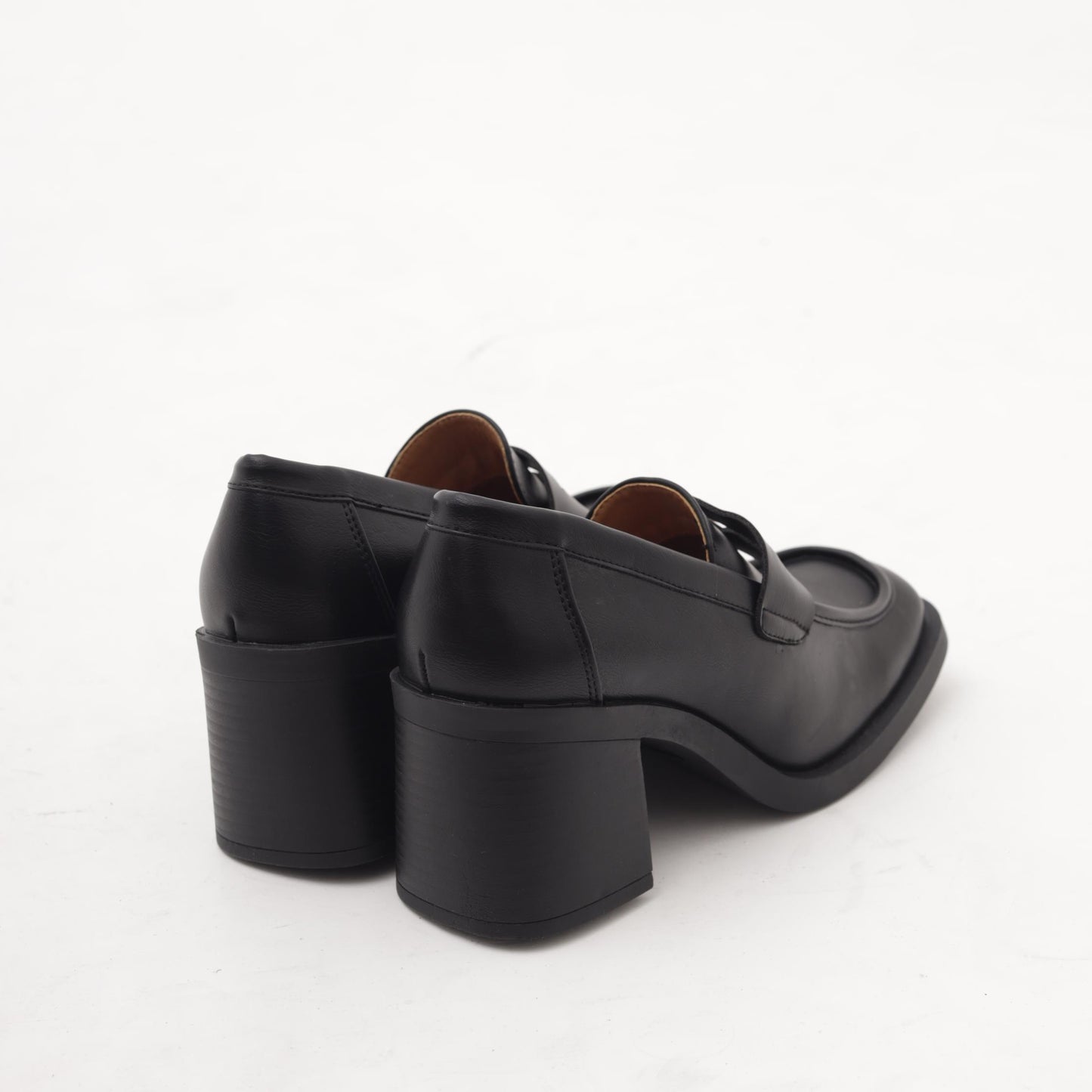 MOCASSINO QUADRATO TACCO NERO MP622PUNERO CHOCOLA