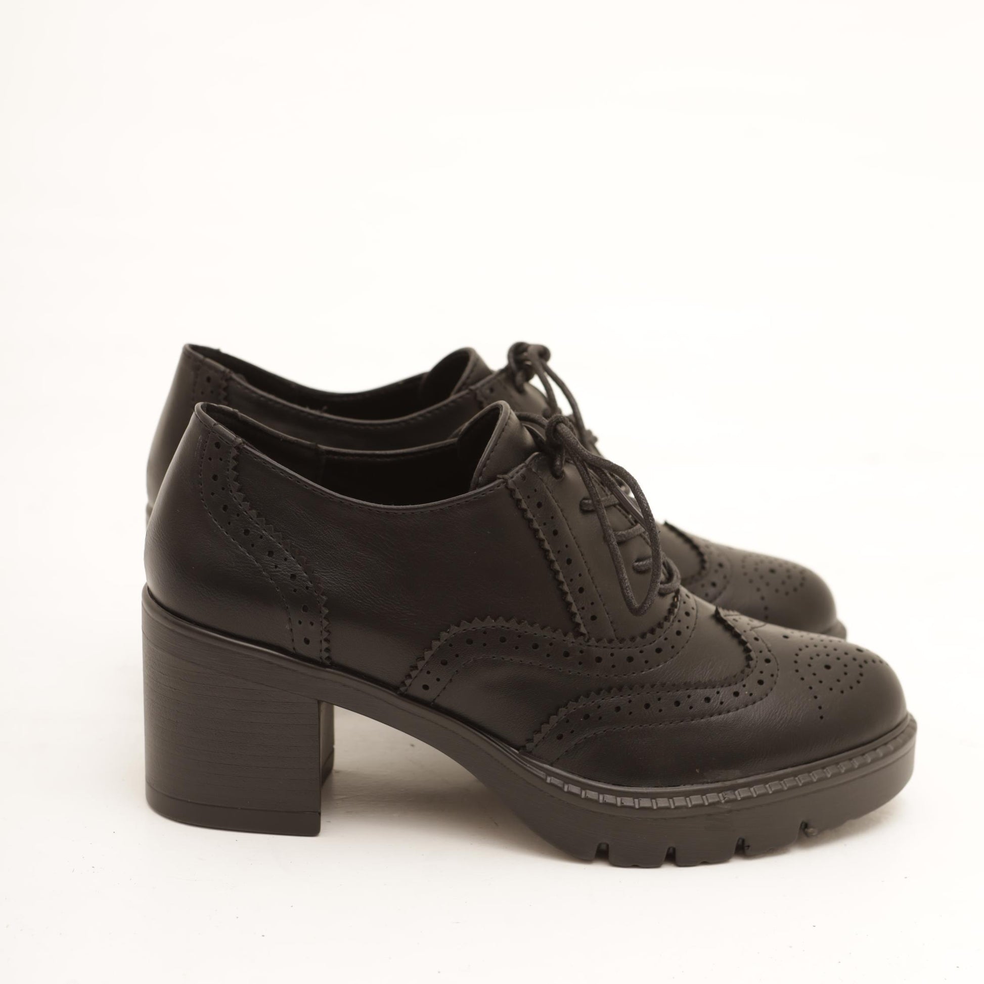 OXFORD CON TACCO NERO MP70014-1PUNERO CHOCOLA