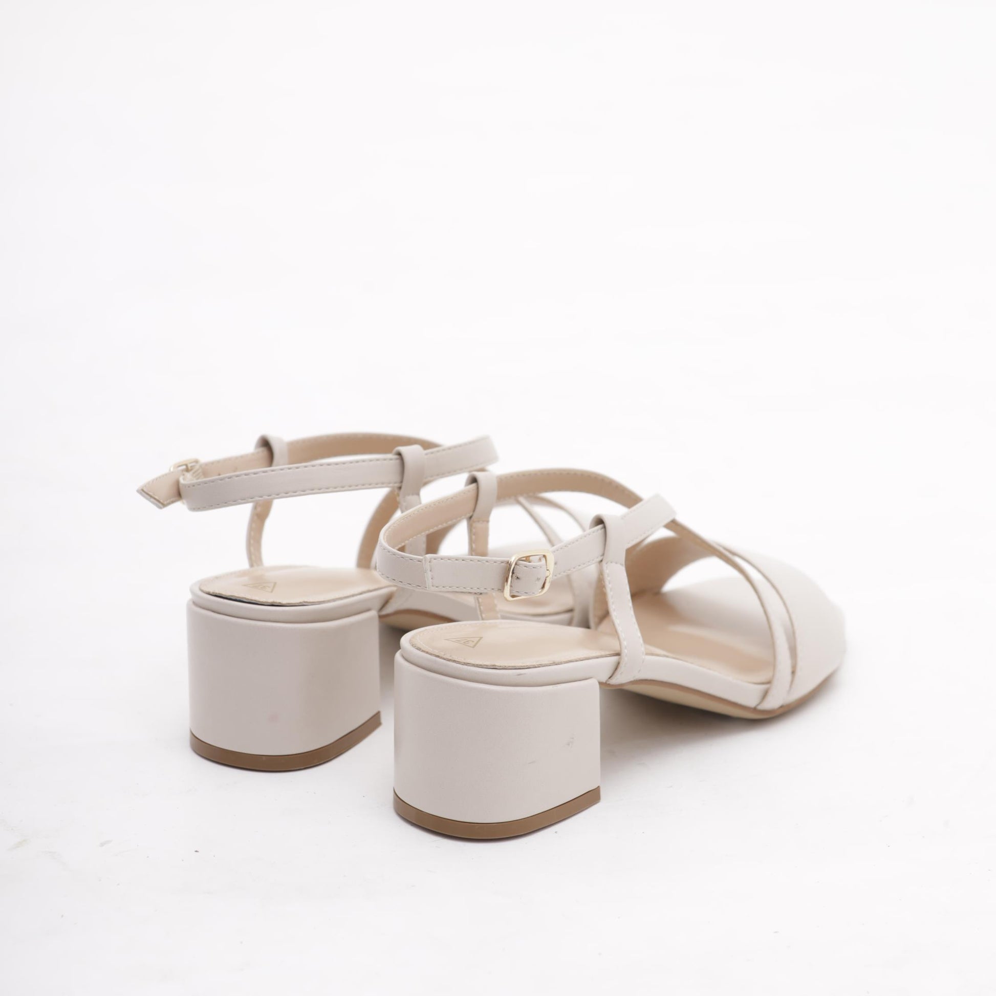 SANDALO FASCIA E INCROCIO PANNA 