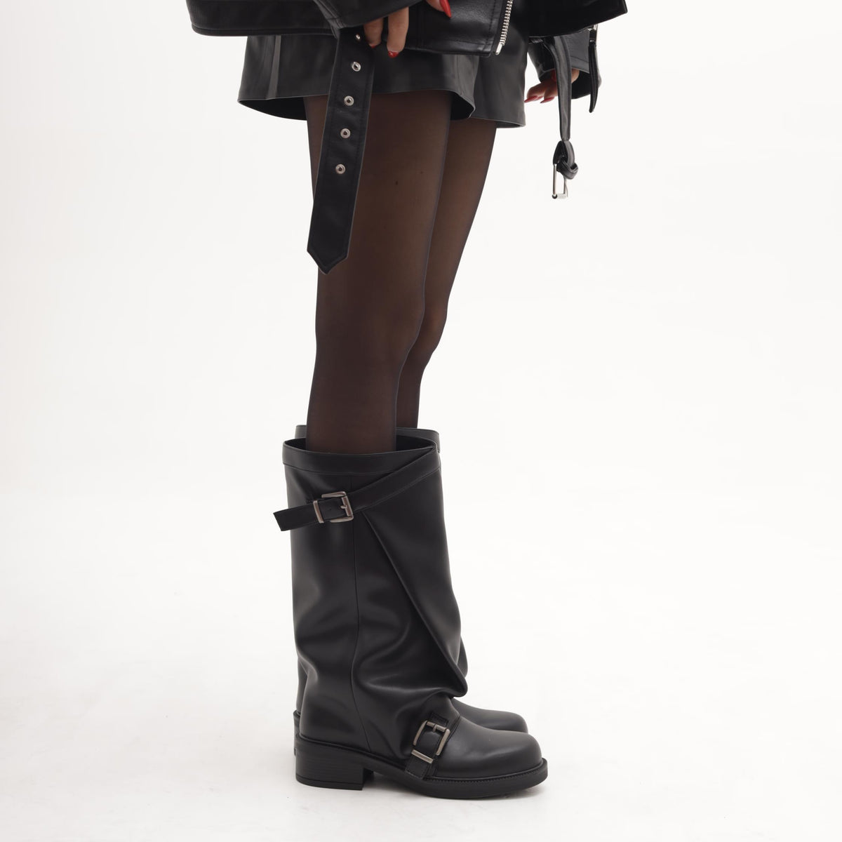 STIVALE OVERSIZE FIBBIE NERO 