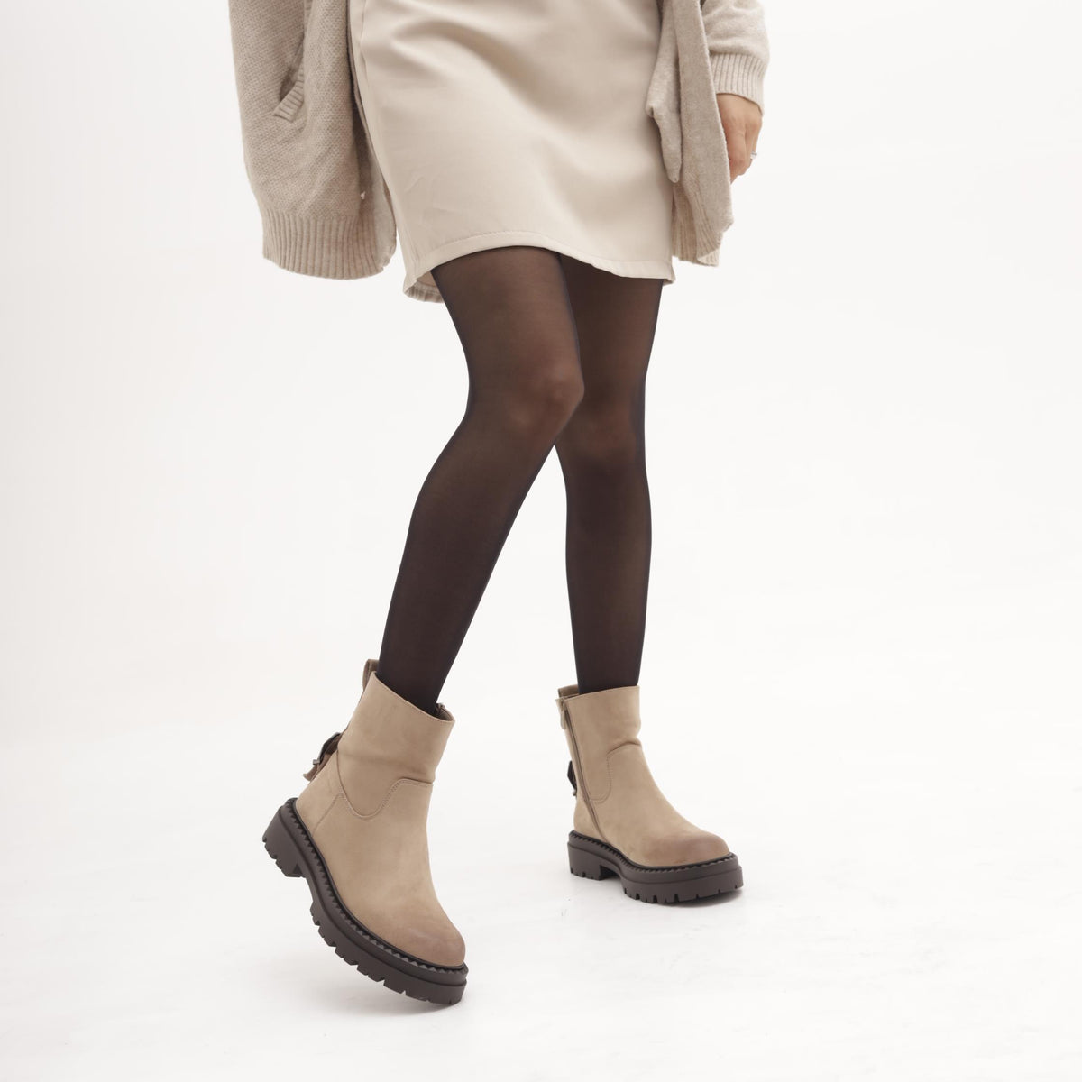 STIVALETTO FIBBIA POSTERIORE TAUPE 