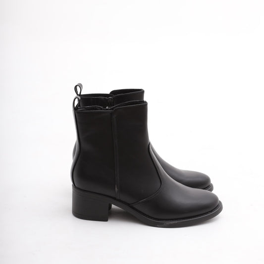 STIVALETTO CLASSIC LISCIO NERO MP356PUNE CHOCOLA