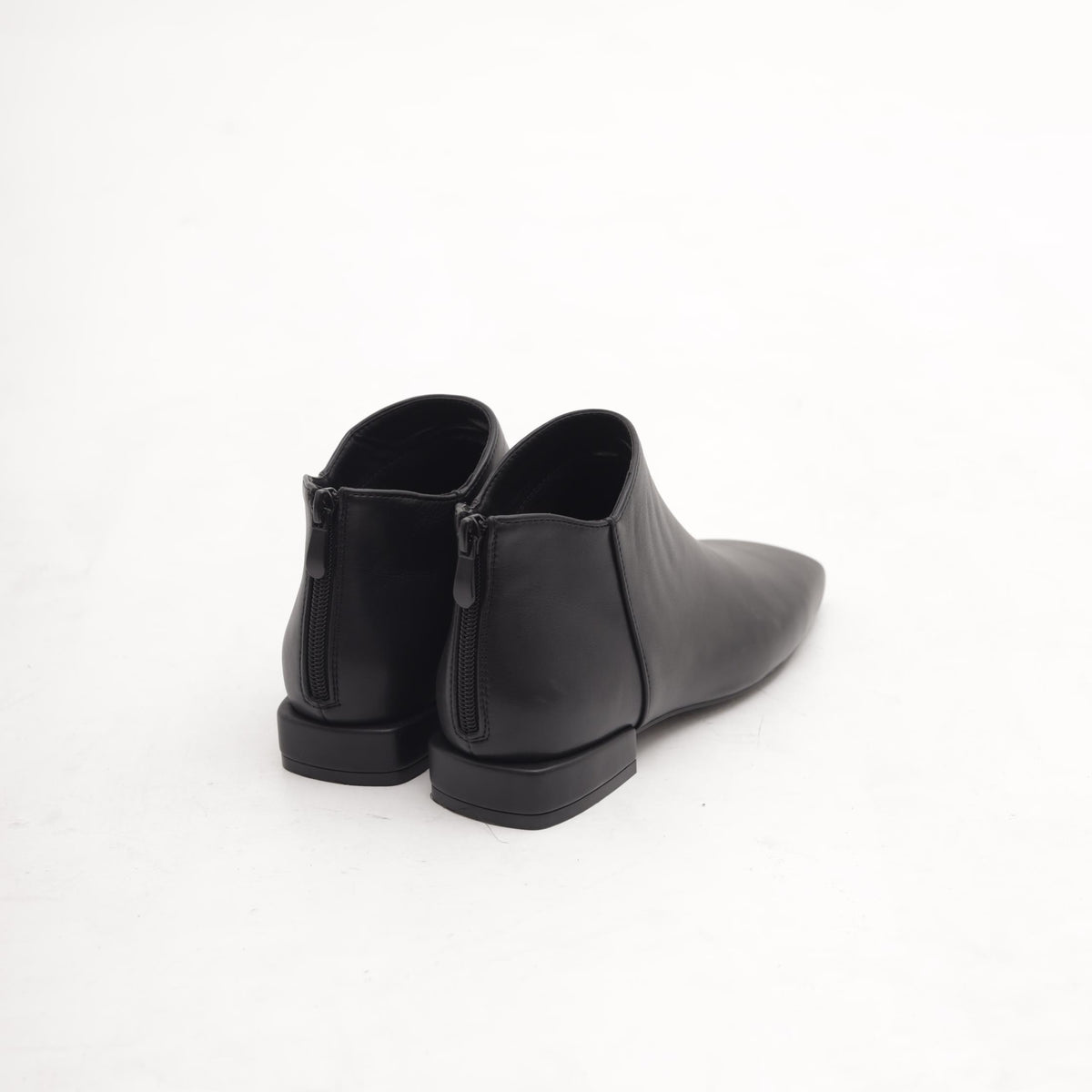 STIVALETTO FLAT QUADRATO NERO 