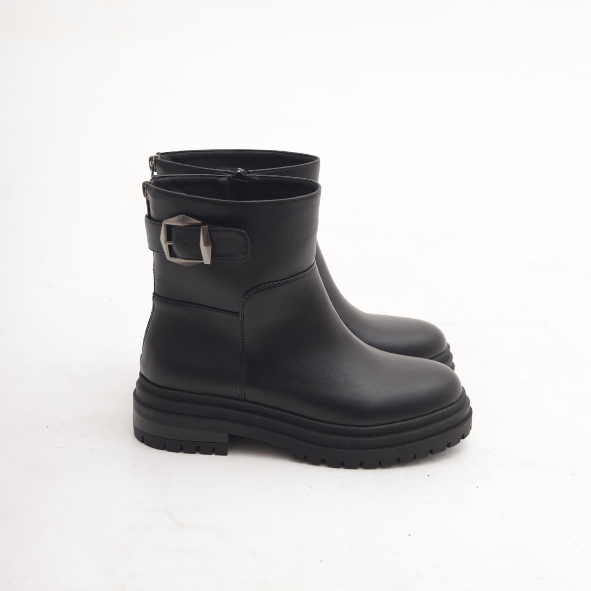 STIVALETTO CINTURINO NERO 