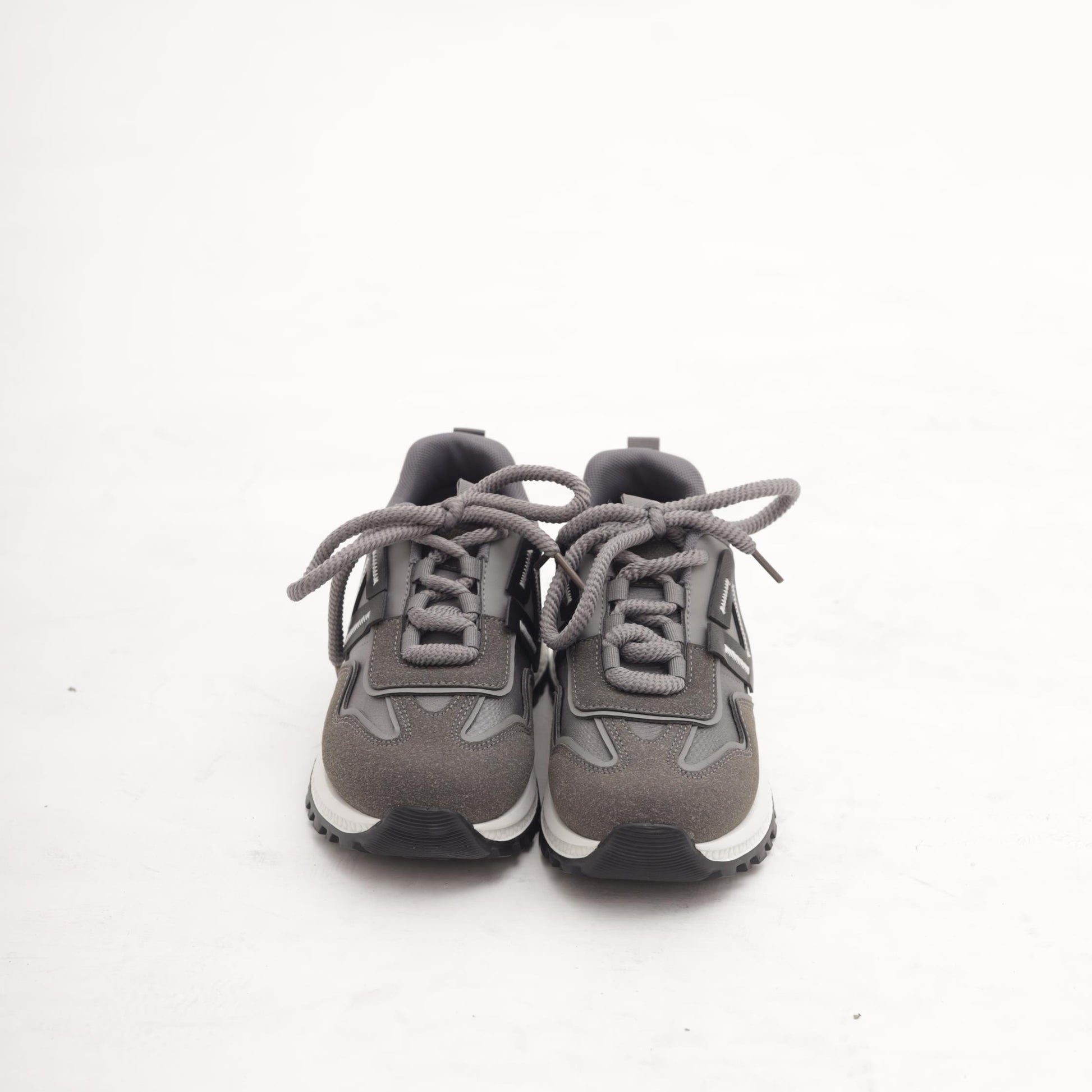 SNEAKERS RUNNING TRIANGLE GRIGIO 