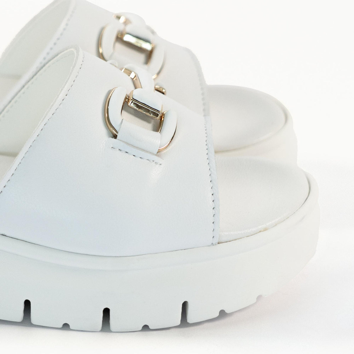 CIABATTA MORSETTO VERA PELLE BIANCO<BR/> 