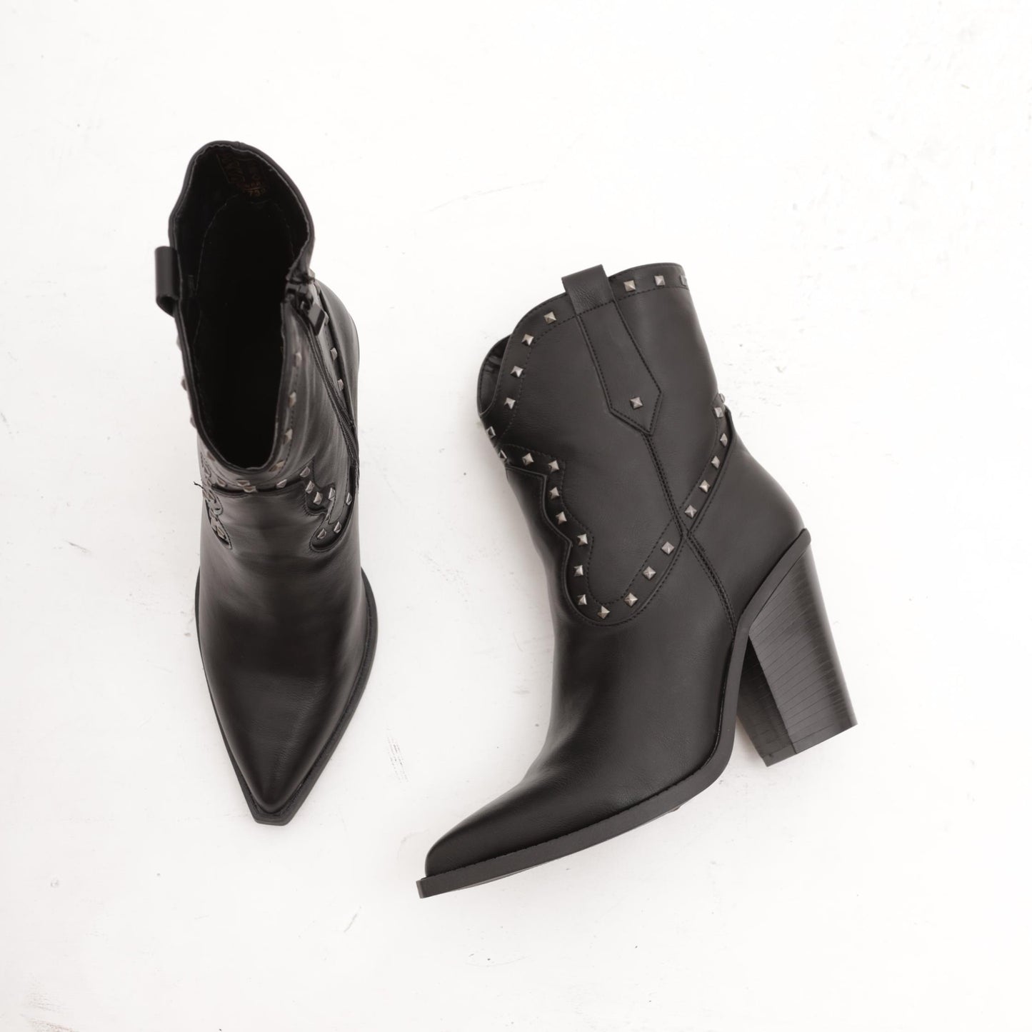 STIVALETTO CAMPEROS BORCHIE NERO 