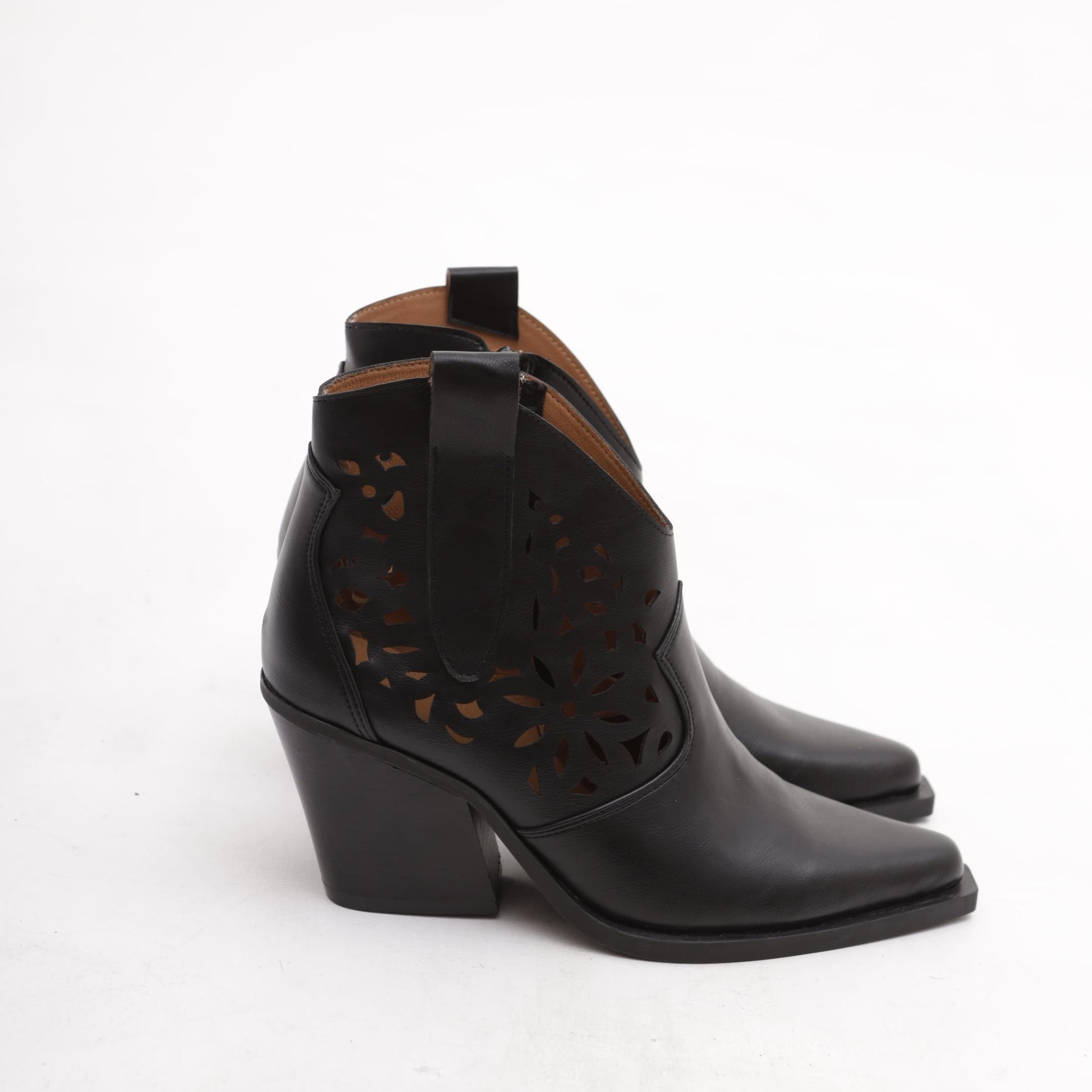 TEXANO BASSO TRAFORATO NERO 