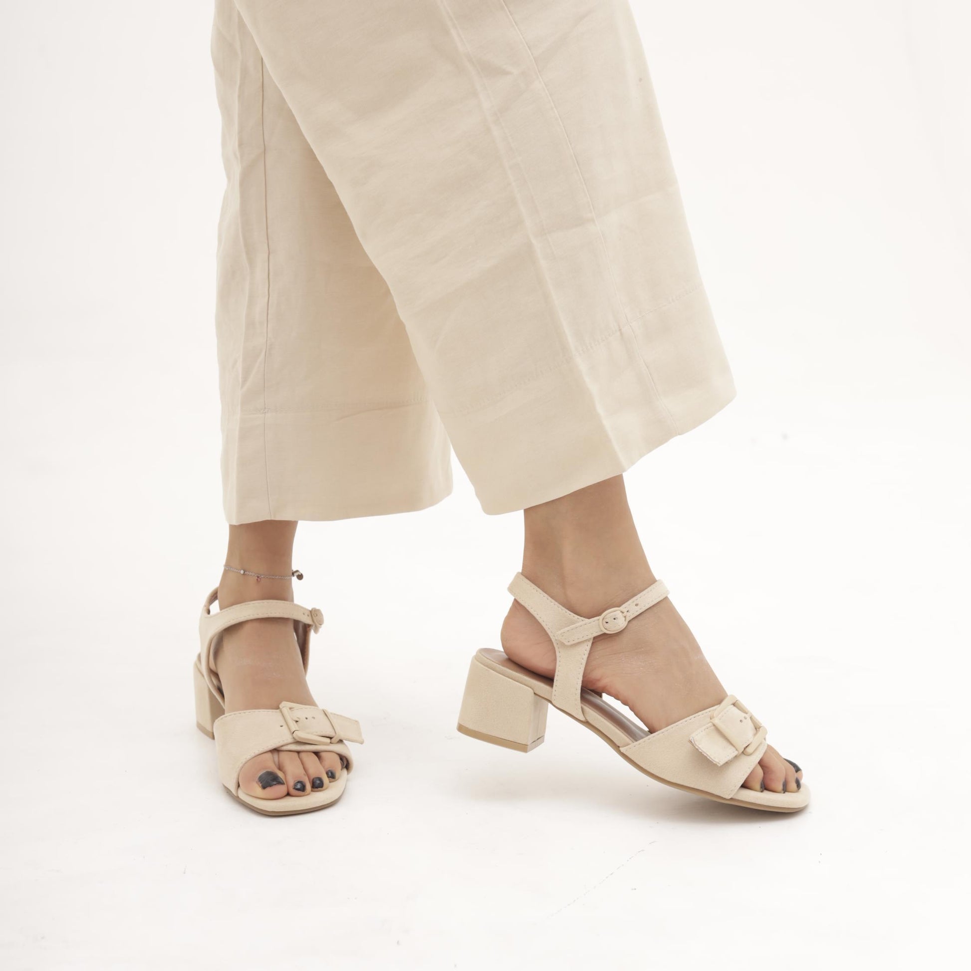 SANDALO FIBBIA BEIGE 