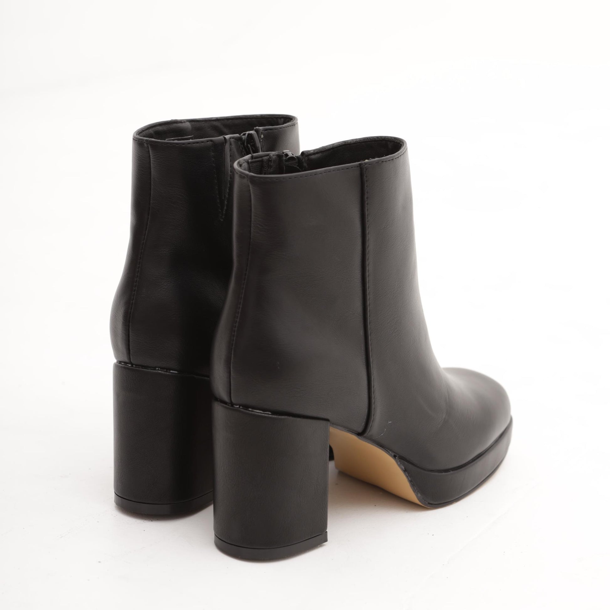 TRONCHETTO LISCIO PLATEAU NERO MP624-3PUNE CHOCOLA