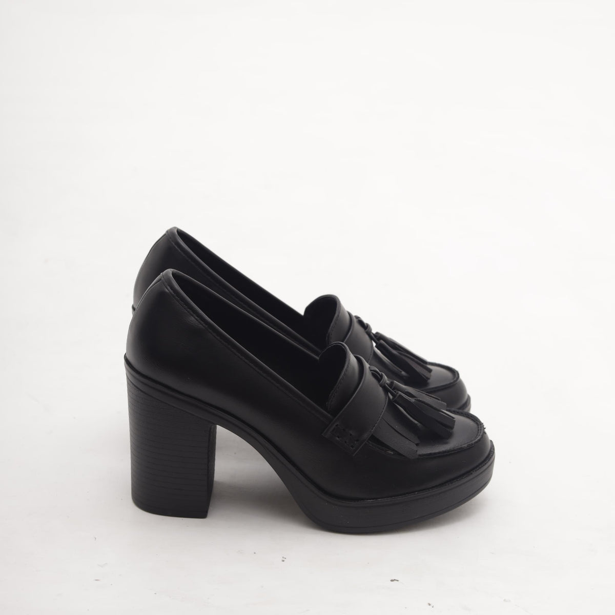 MOCASSINO TACCO NAPPINE NERO 