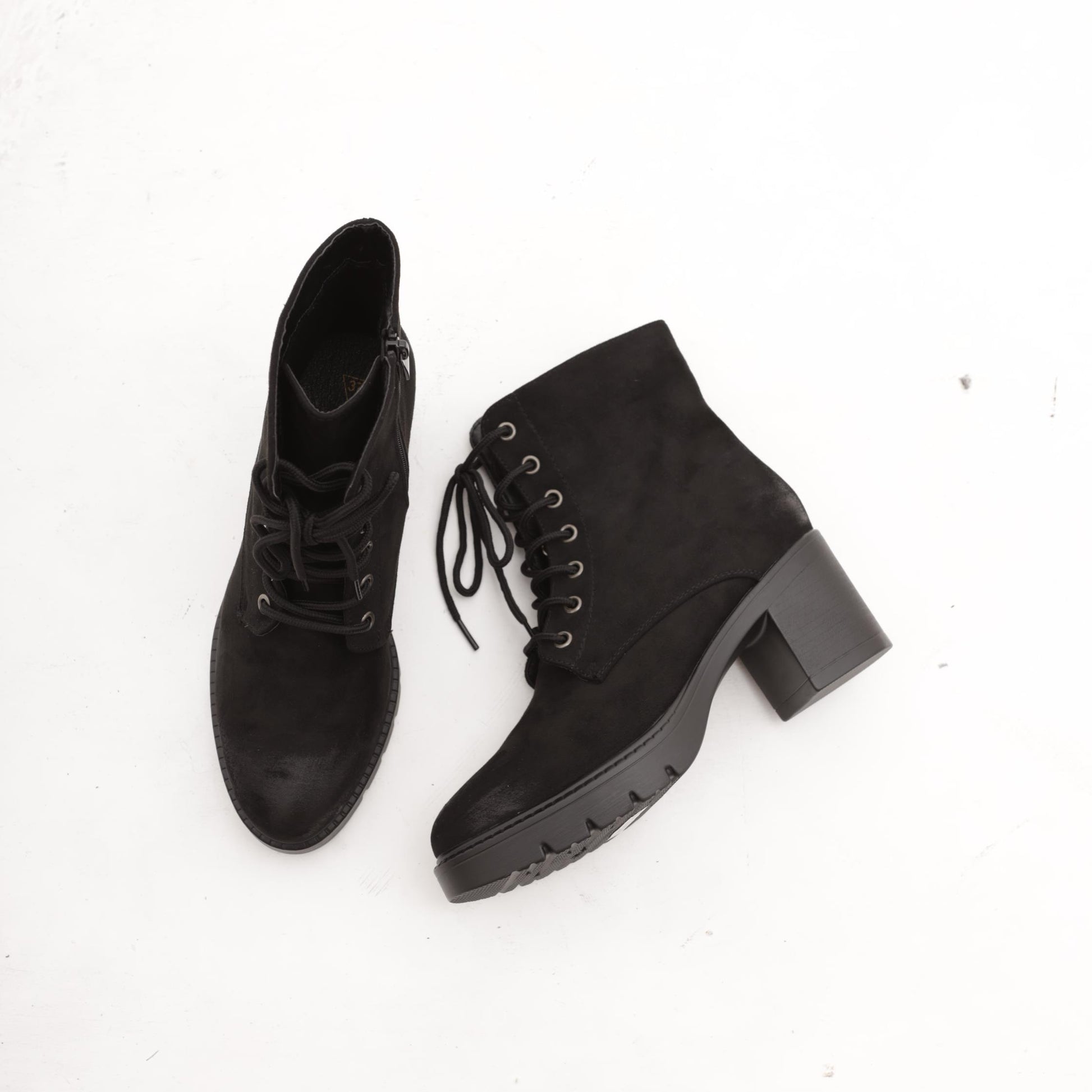 STIVALETTO ALLACCIATO BASSO NERO 