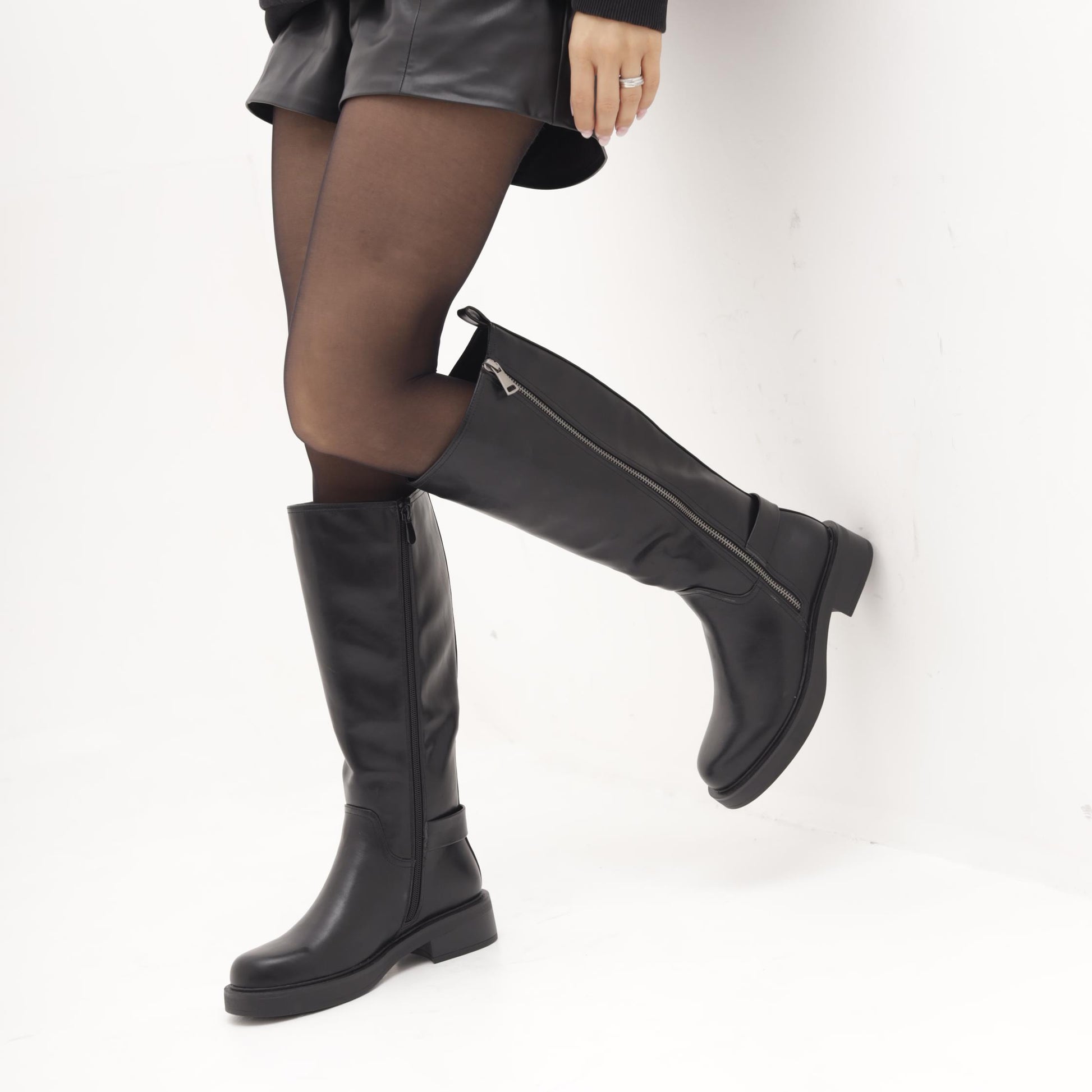 STIVALE ZIP ESTERNA NERO 