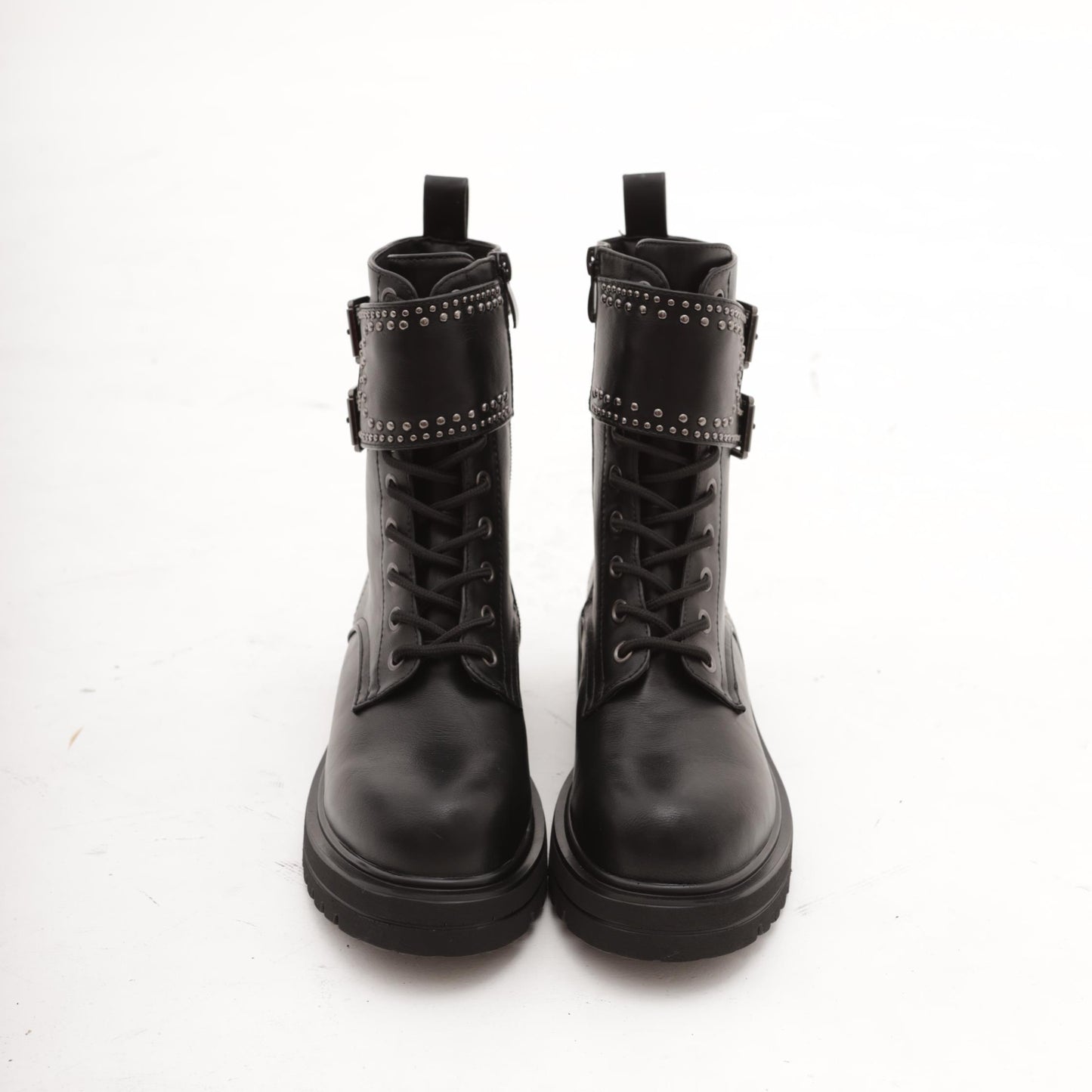 ANFIBIO ALTO 12 BUCHI BORCHIE NERO 